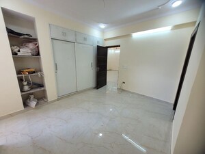 Room in 3 BHK Apartment at Dwarka – for Rent