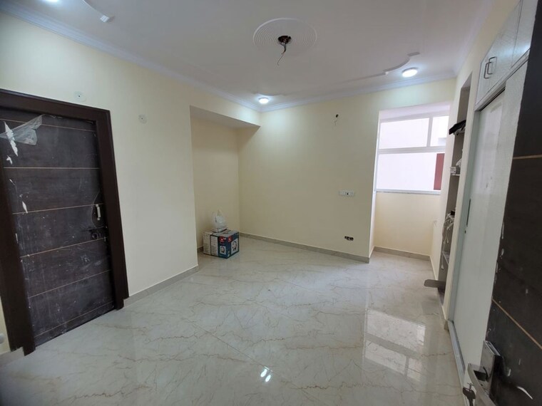 Room, dwarka 3 Bedroom 1850 Sq.Ft. Apartment In Dwarka Delhi 9862701