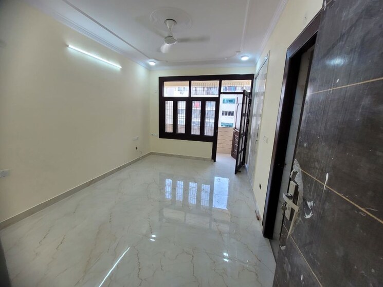 undefined, dwarka 3 Bedroom 1850 Sq.Ft. Apartment In Dwarka Delhi 9862701
