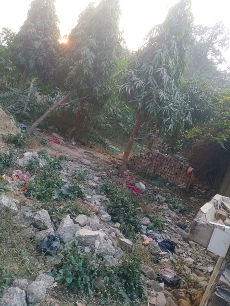 undefined, subedarganj  240 Sq.Yd. Plot In Subedarganj Allahabad 9848472