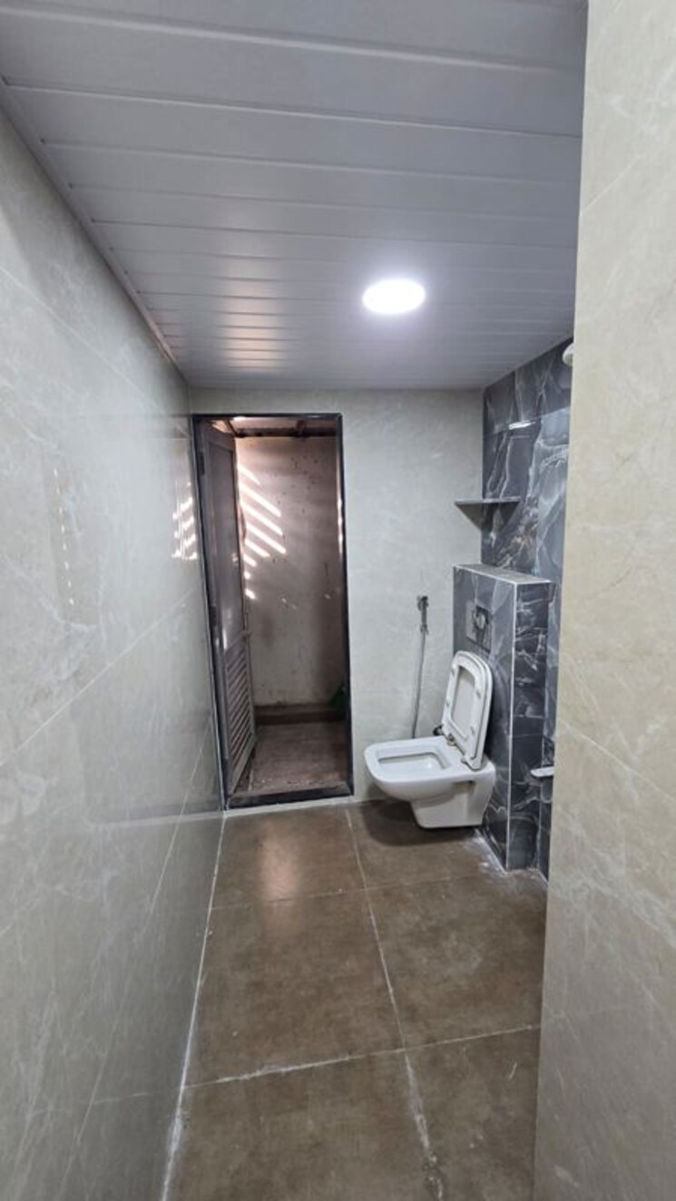 Attached Bathroom, ng-grand-plaza 2 Bedroom 818 Sq.Ft. Apartment In Ghansoli Navi Mumbai 9862681