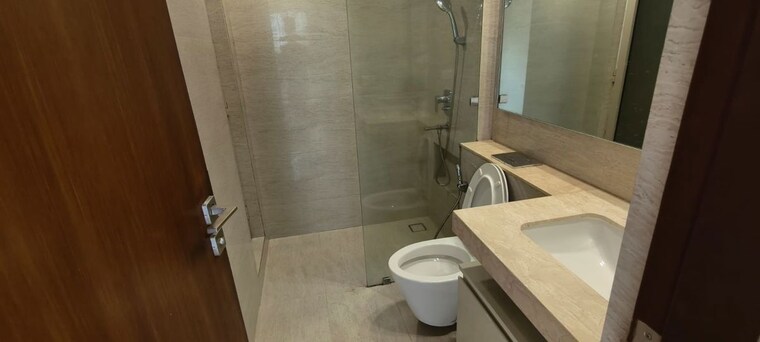 Bathroom, castle-rock 2 Bedroom 777 Sq.Ft. Apartment In Powai Mumbai 9862709