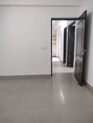 3 BHK Apartment For Rent in Nimbus The Hyde park, Sector 78