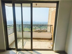 Room in 2.5 BHK Apartment at Lodha Palava - Casa Bella, Dombivli East – for Rent