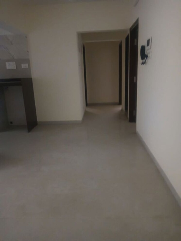 Room, goregaon east 3 Bedroom 819 Sq.Ft. Apartment In Goregaon East Mumbai 9862849