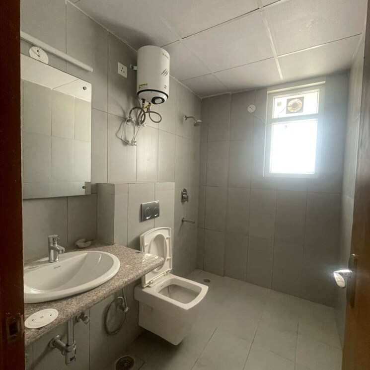 Bathroom, adani-oyster-greens 3 Bedroom 1848 Sq.Ft. Apartment In Sector 102a Gurgaon 9862931