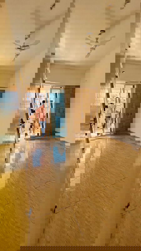 2 BHK 985 Sq.Ft. Apartment in Gaur 14th Avenue High Street