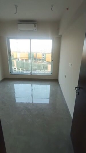 Room in 3 BHK Apartment at LnT Elixir Reserve, Powai – for Rent