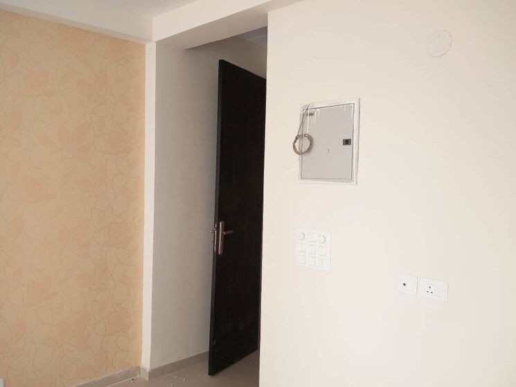 Room, nimbus-the-hyde-park 4 Bedroom 2380 Sq.Ft. Apartment In Sector 78 Noida 9863031