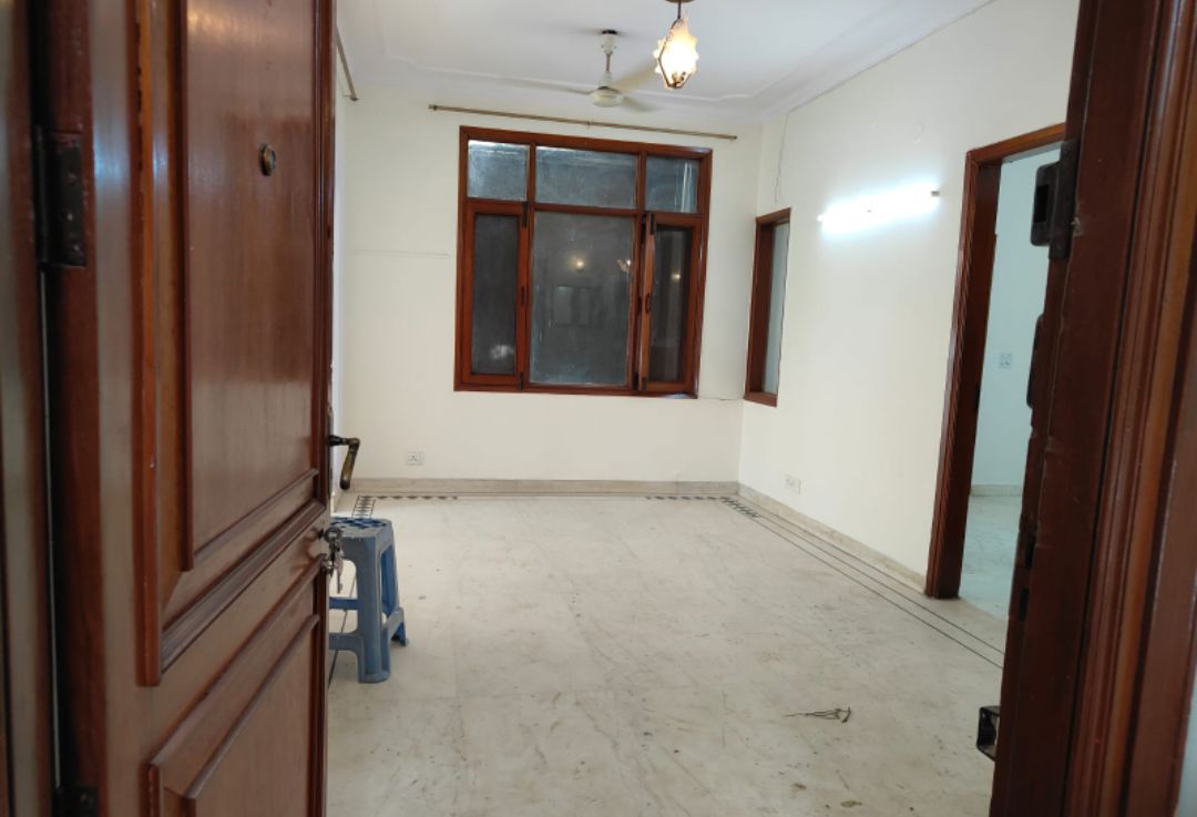 3 BHK + Store Room Builder Floor For Rent in Paryavaran Complex