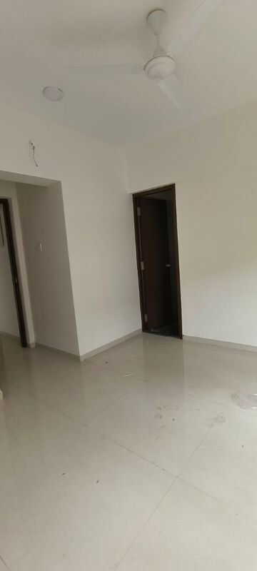Room in 2 BHK Apartment at Ecohomes La Grace, Marol – for Rent
