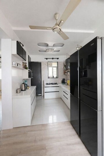 Building Lobby in 3 BHK Apartment at Raviraj Aureate, Pimple Saudagar – for Rent