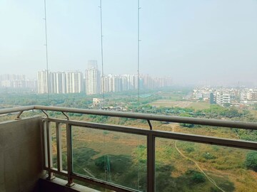 Swimming Pool in 3 BHK Apartment at Mahagun Moderne, Sector 78 – for Rent