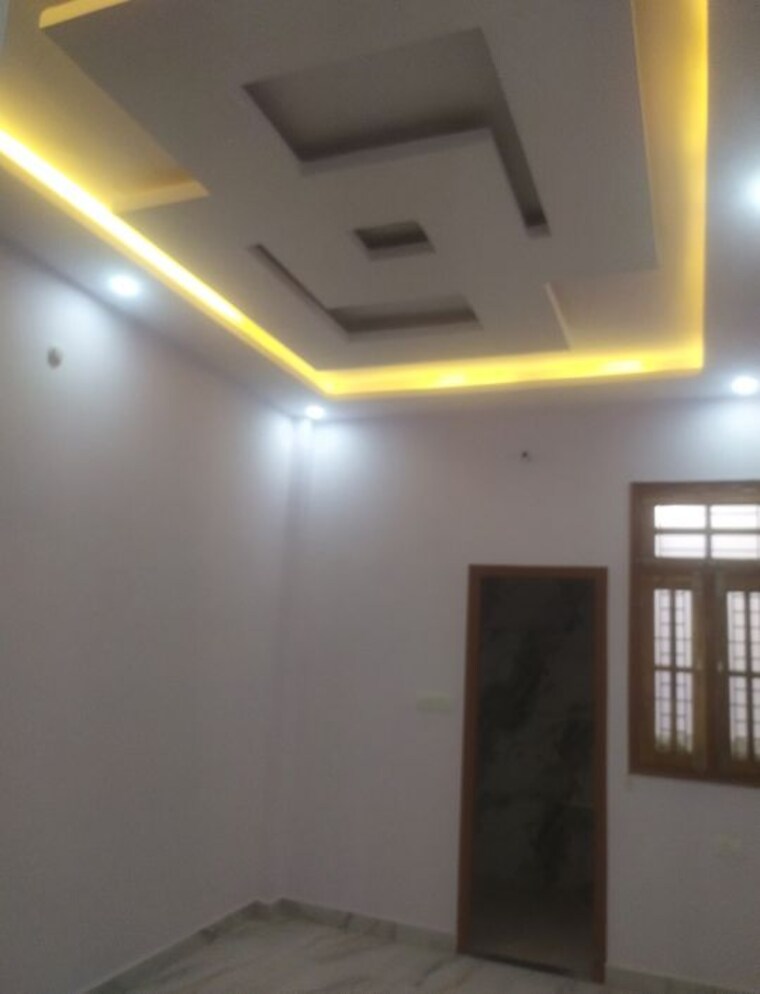 Room, jankipuram 3 Bedroom 1040 Sq.Ft. Villa In Jankipuram Lucknow 9863321