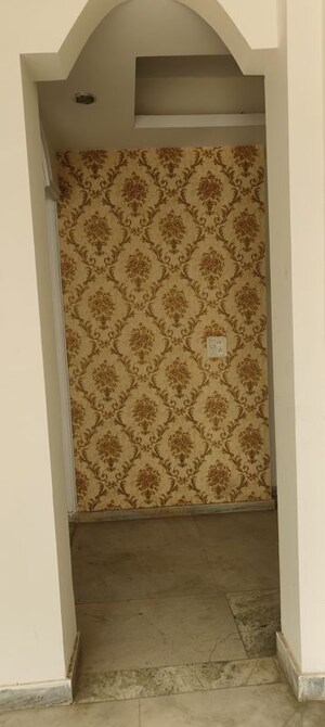 Room in 3 BHK Builder Floor at Ansal API Palam Corporate Plaza, Sector 3 – for Sale