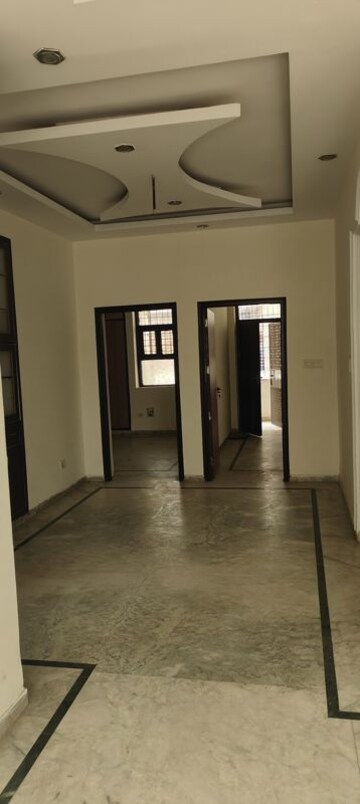 Room in 3 BHK Builder Floor at Ansal API Palam Corporate Plaza, Sector 3 – for Sale