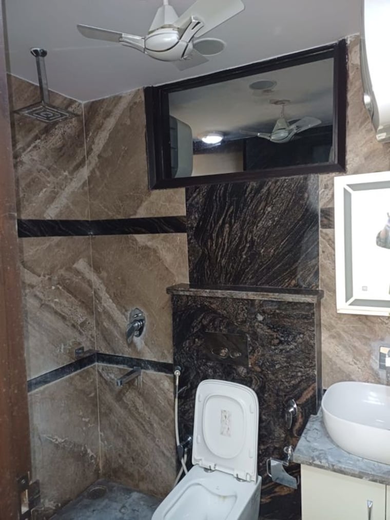 undefined, shakti khand 2 Bedroom 724 Sq.Ft. Builder Floor In Shakti Khand Ghaziabad 9863367