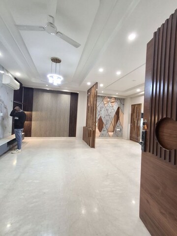 Bedroom in 3 BHK Builder Floor at Ansal Plaza Sector-23, Sector 23 – for Rent