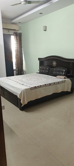 Bedroom in 5 BHK Penthouse at Palam Vihar Residents Association, Palam Vihar – for Sale