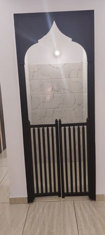 Balcony in 5 BHK Penthouse at Palam Vihar Residents Association, Palam Vihar – for Sale