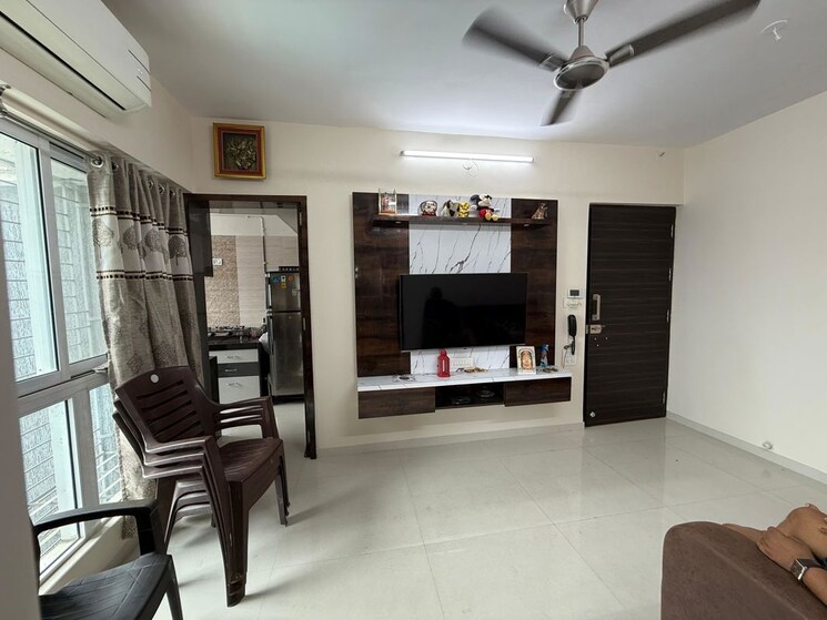  Parking, sanskruti-splendour 1.5 Bedroom 499 Sq.Ft. Apartment In Dahisar East Mumbai 9863468