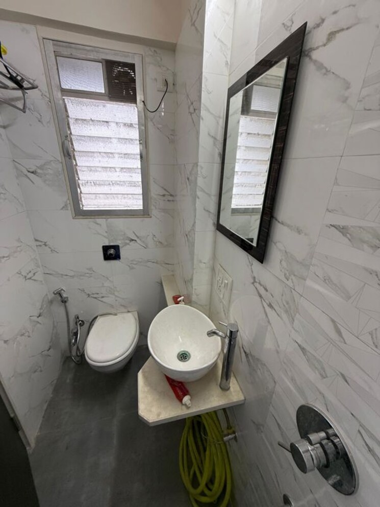 Bathroom, sanskruti-splendour 1.5 Bedroom 499 Sq.Ft. Apartment In Dahisar East Mumbai 9863468