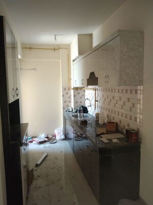 2 BHK Apartment For Rent in Wave City