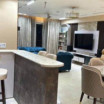 Team Area in 4 BHK Apartment at DLF New Town Heights I, Sector 90 – for Sale