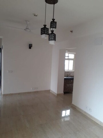 Room in 3 BHK Apartment at Mahagun Moderne, Sector 78 – for Rent