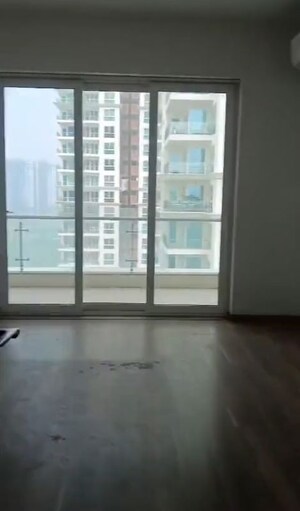 Room in 4 BHK Apartment at Conscient Hines Elevate, Sector 59 – for Rent