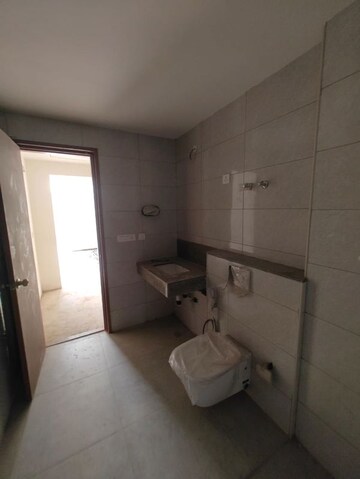 Bathroom in 4 BHK Villa at Godrej Golf Links Evoke, Sector 27 Yamuna Expressway – for Sale