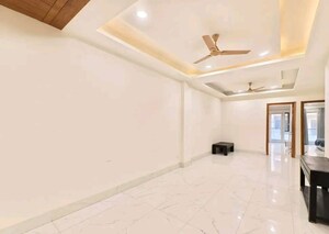 Room in 3 BHK Builder Floor at Chattarpur – for Rent