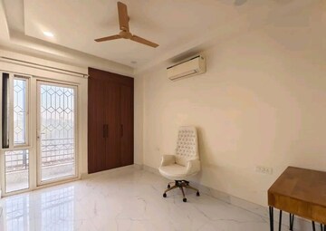 Master Bedroom in 3 BHK Builder Floor at Chattarpur – for Rent