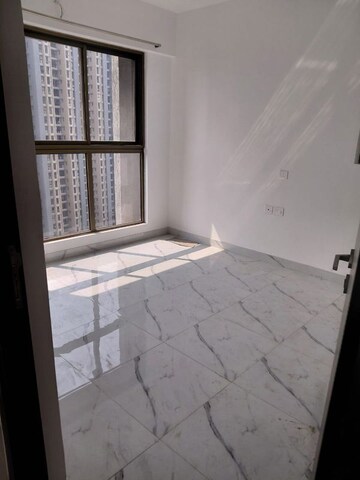 1 BHK Apartment For Rent in Raymond Ten X Habitat, Pokhran Road No Two