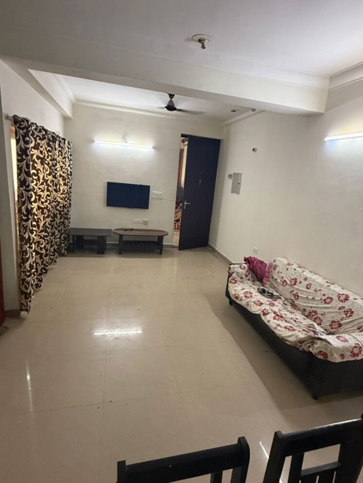 Room, mahagun-moderne 3 Bedroom 1750 Sq.Ft. Apartment In Sector 78 Noida 9863530