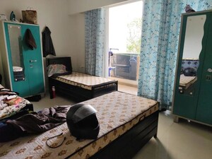 Room in 1 BHK Apartment at Dudhawala Proxima Residences, Andheri East – for Sale