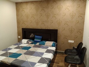 Team Area in 1 BHK Apartment at Defence Colony – for Rent