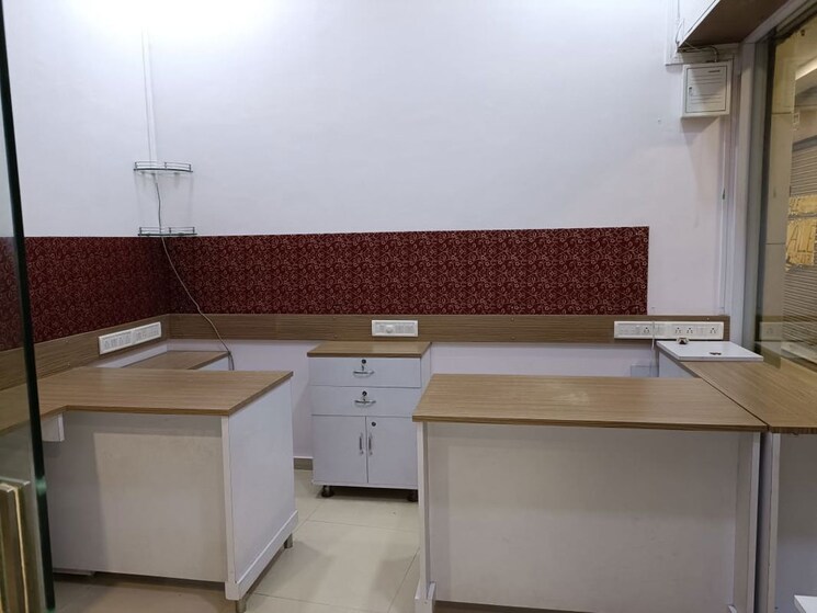 Team Area, rustomjee-eaze-zone-mall Commercial Office Space 100 Sq.Ft. In Malad West Mumbai 9863545