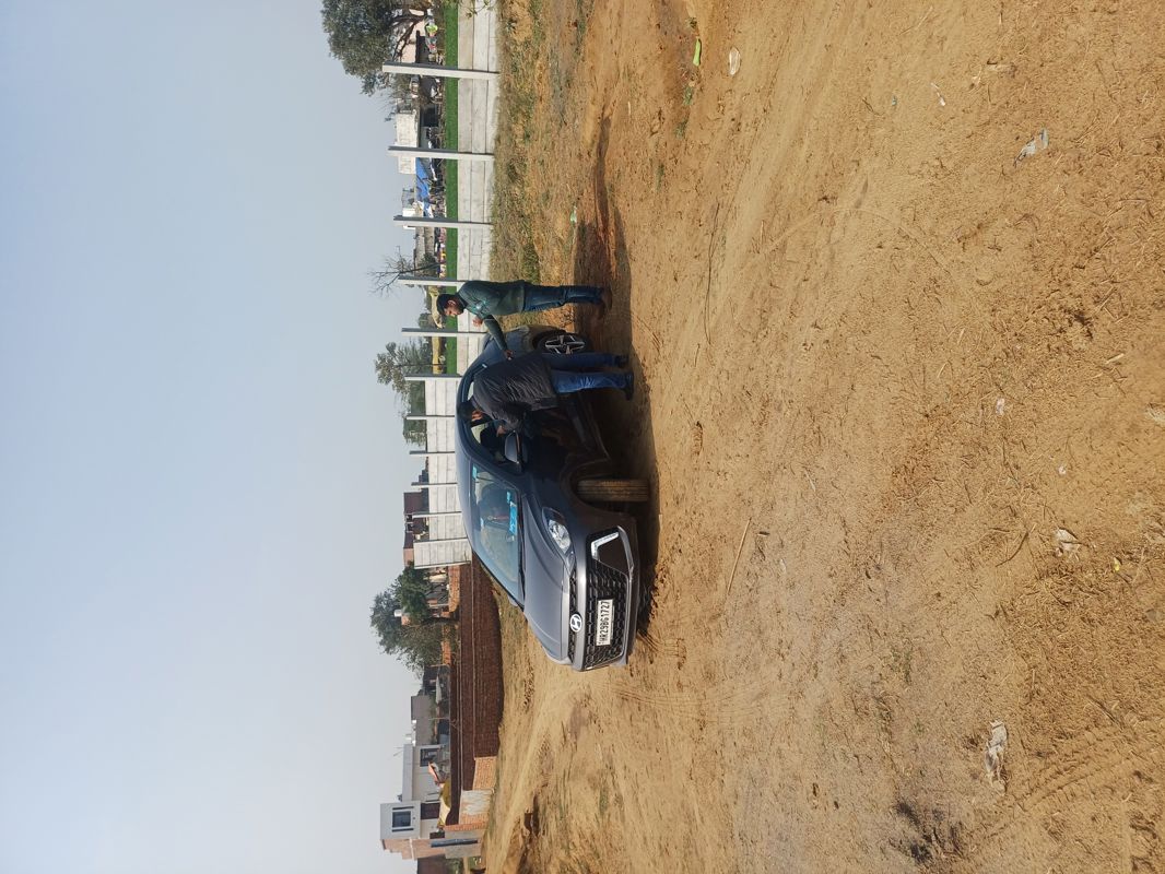 Plot For Sale in Nacholi