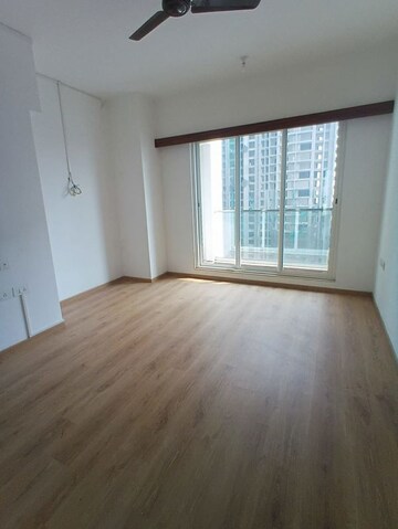 Master Bedroom in 3 BHK Apartment at Sheth Avalon, Laxmi Nagar – for Rent