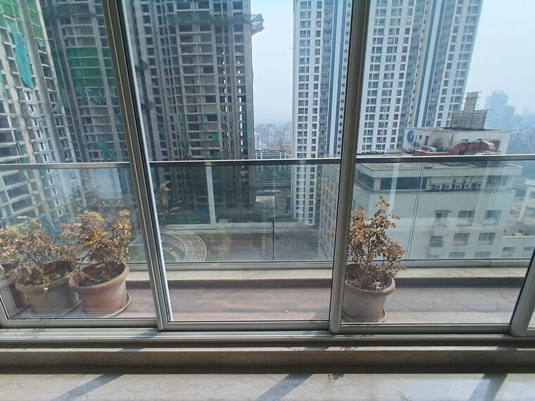 Balcony, sheth-avalon 3 Bedroom 1468 Sq.Ft. Apartment In Laxmi Nagar Thane 9863561