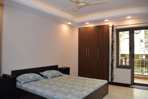Bedroom in 1 BHK Builder Floor at South Extension ii – for Rent