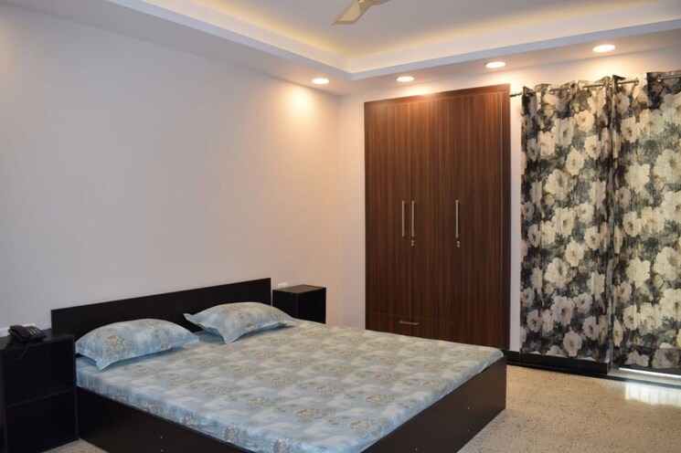 Bedroom, south extension ii 1 Bedroom 500 Sq.Ft. Builder Floor In South Extension ii Delhi 9863568