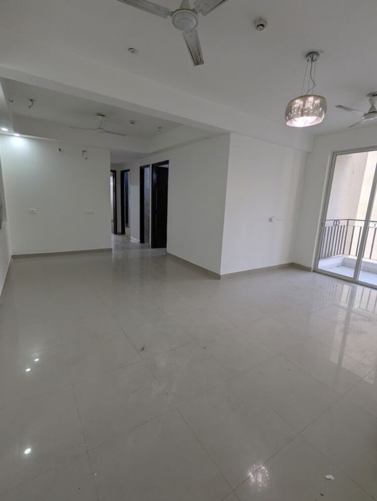 Room, antriksh-golf-view 2 Bedroom 1245 Sq.Ft. Apartment In Sector 78 Noida 9863574