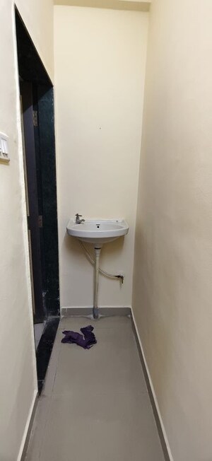 Bathroom in 1 BHK Apartment at Wadgaon Sheri – for Rent