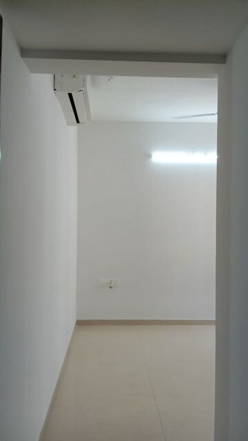 Room in 2 BHK Apartment at Lodha Palava Downtown Dombivli East, Dombivli East – for Rent