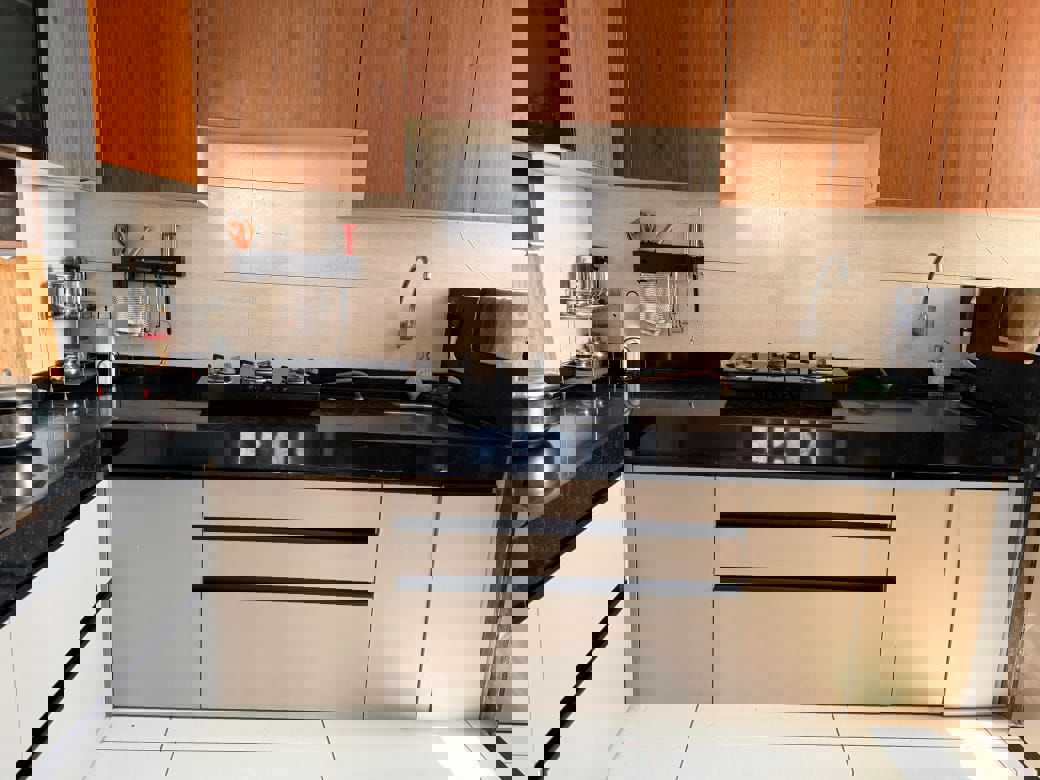 3.5 BHK 1300 Sq.Ft. Apartment in Clover Mystique