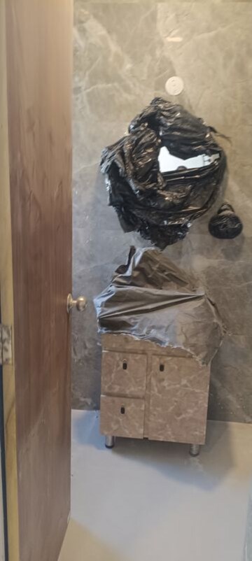 Attached Bathroom in 2.5 BHK Apartment at Vasant Kunj – for Rent