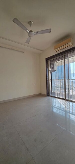 Room in 2 BHK Apartment at Regency Heights, Ghodbunder Road – for Rent