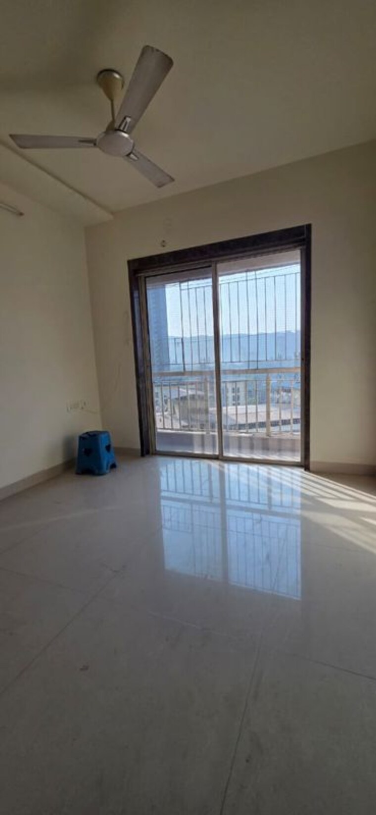 Room, regency-heights 2 Bedroom 950 Sq.Ft. Apartment In Ghodbunder Road Thane 9863638